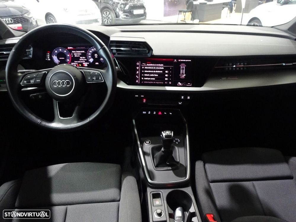 Audi A3 Limousine 30 TDI Advanced - 28