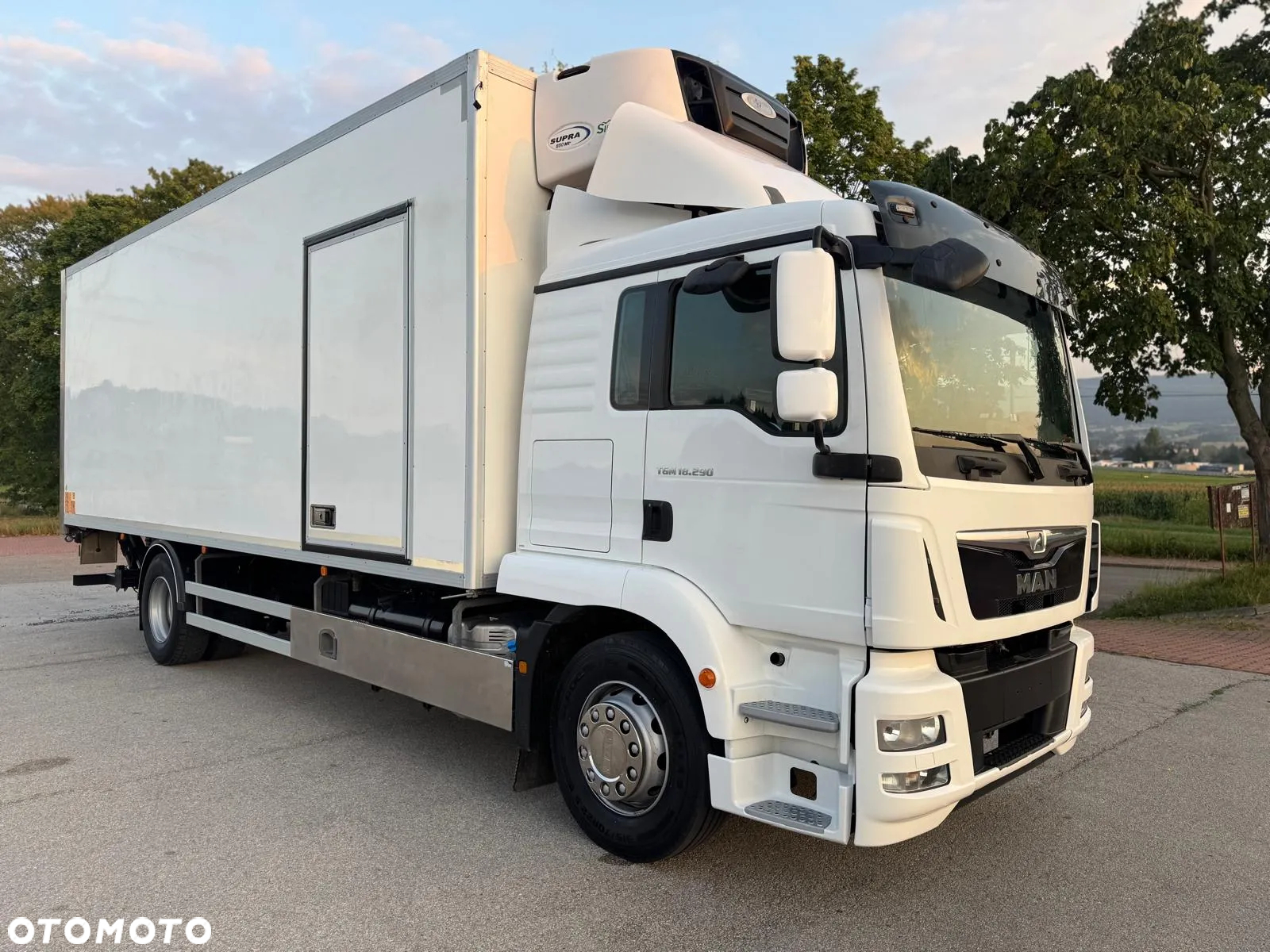 MAN TGM18.290 4x2 ACC/ CHłODNIA Z WINDĄ /CARRIER 850MT /SYPIALKA / EURO6/ASO - 6