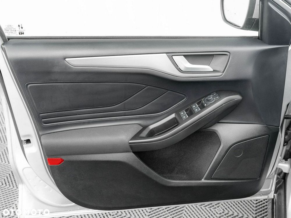 Ford Focus - 11