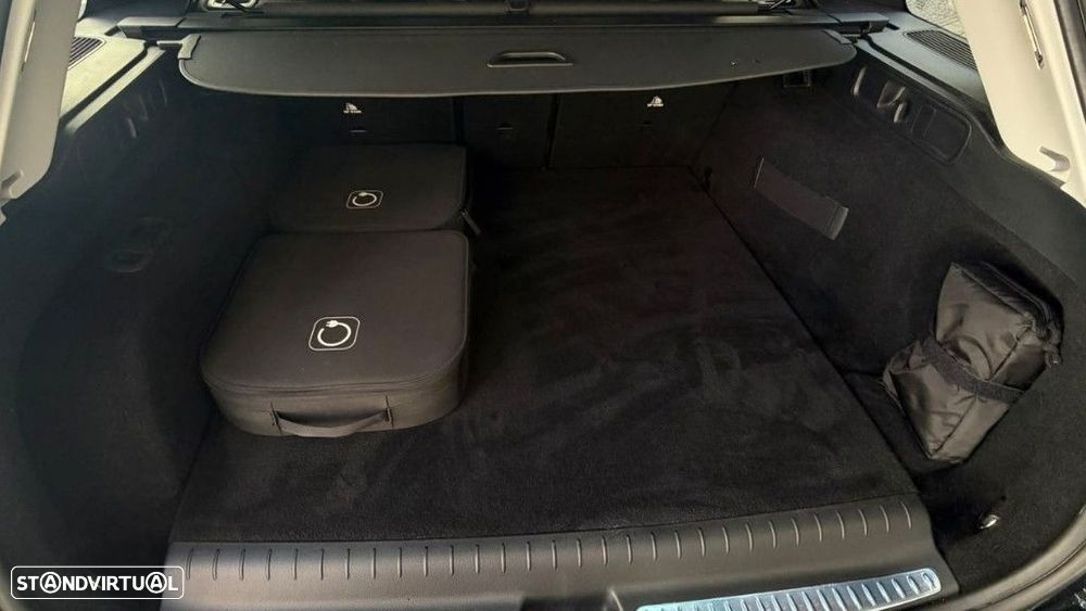 Mercedes-Benz C 300 e AMG Line - 16