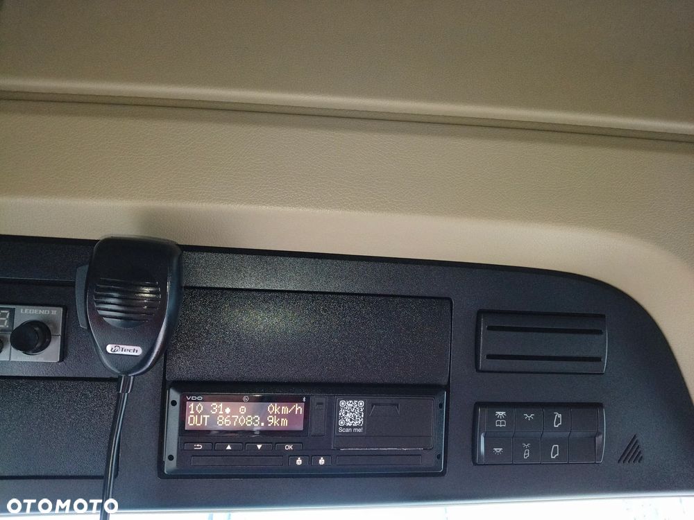 Mercedes-Benz Actros - 16