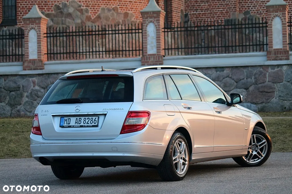 Mercedes-Benz Klasa C 180 T Kompressor Automatik Avantgarde - 9