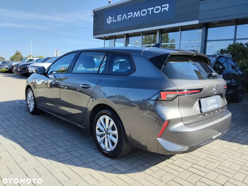Opel Astra 1.2 T Edition S&S - 4
