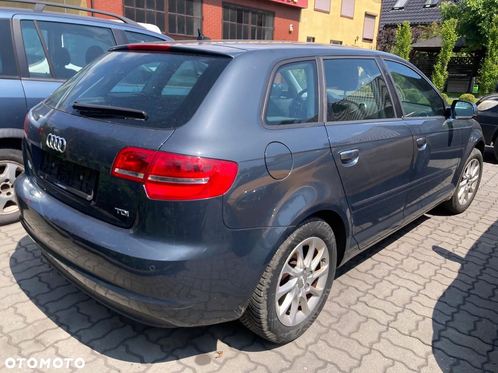 Audi A3 Sportback - 5