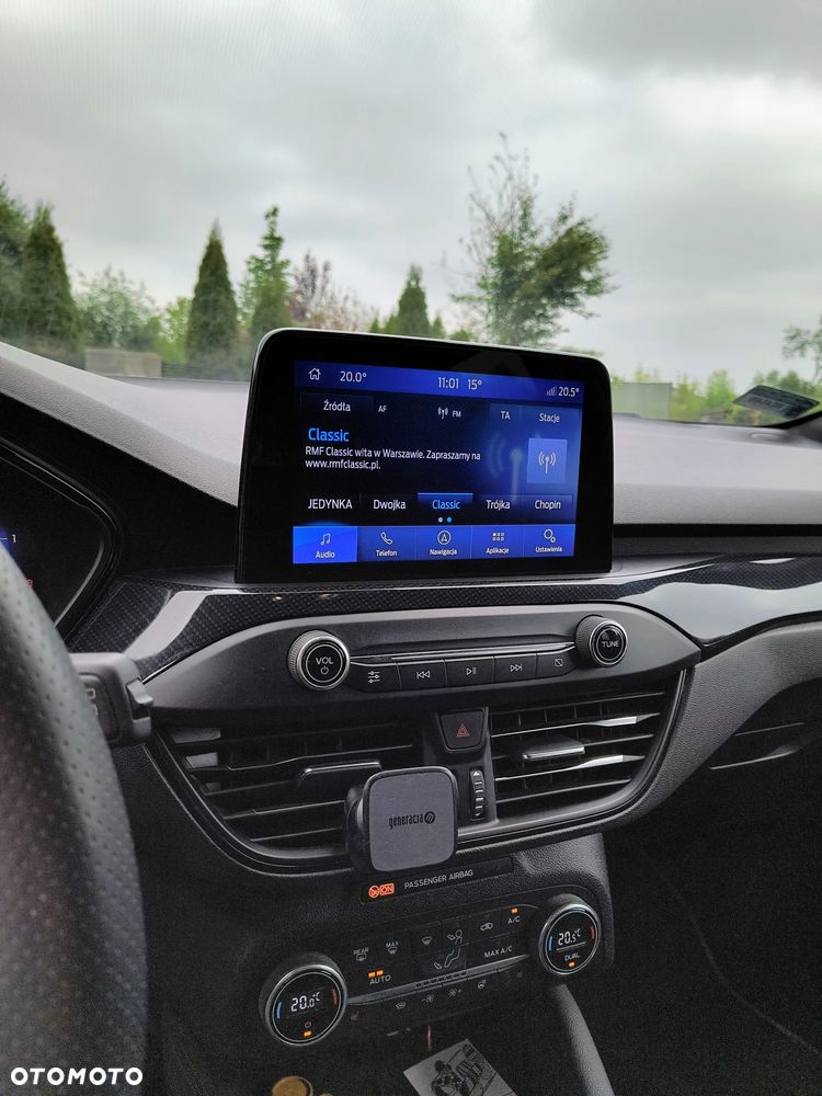 Ford Focus 1.5 EcoBoost ST-Line X - 11
