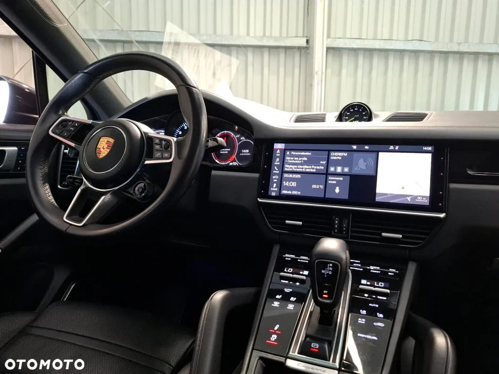 Porsche Cayenne Coupe E-Hybrid - 5