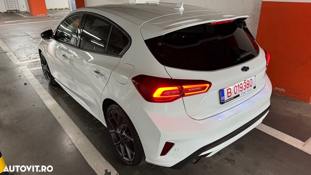 Ford Focus 2.3 Ecoboost 6MT ST X - 5