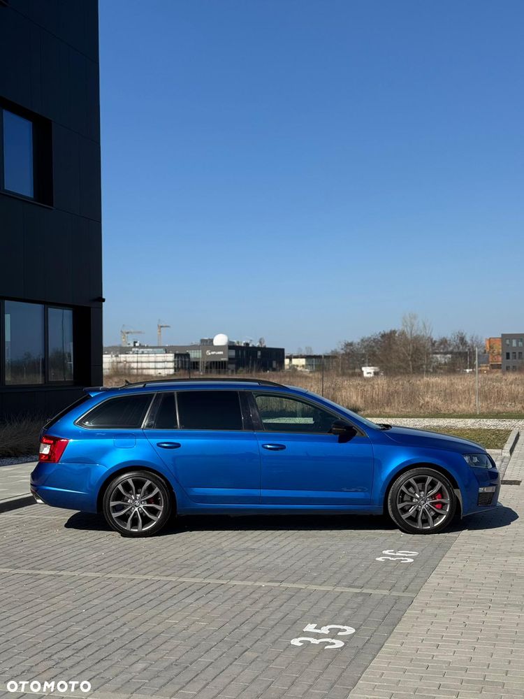 Skoda Octavia 2.0 TDI (Green tec) RS - 17