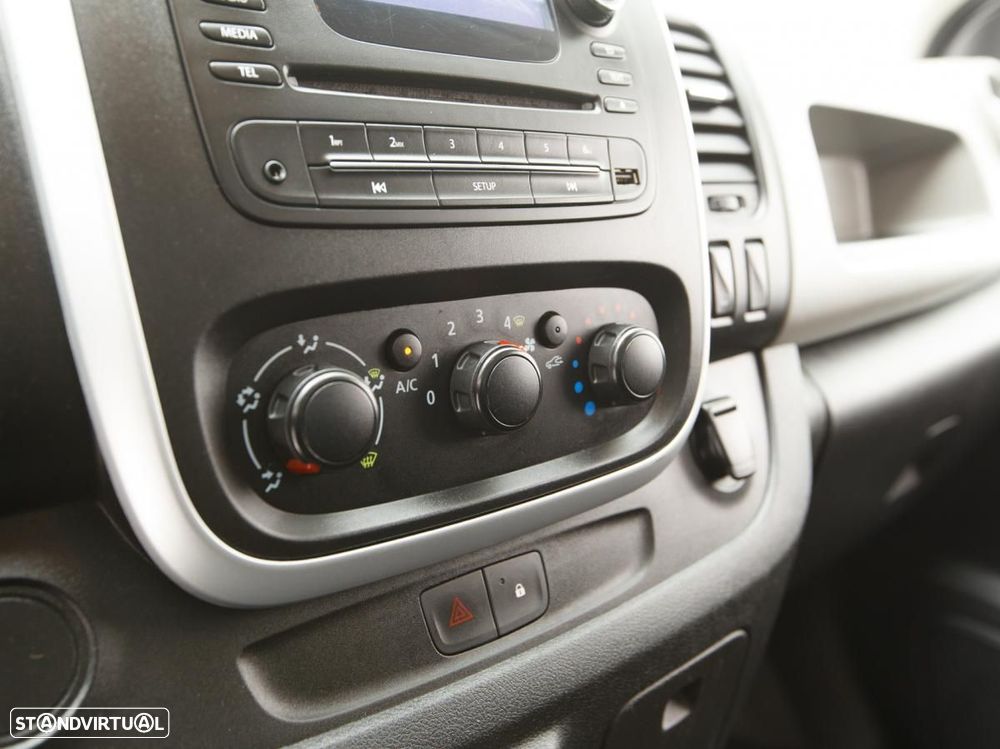 Renault Trafic L1H1 1.2T c/iva - 11
