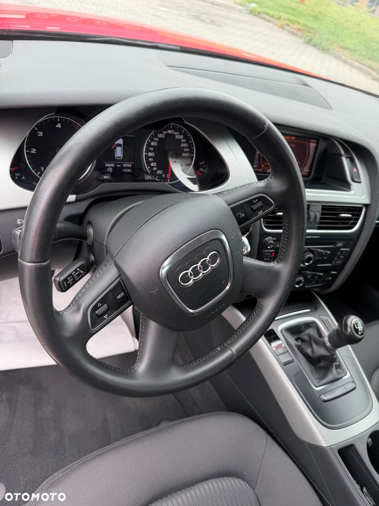 Audi A4 Avant 2.0 TDI DPF Ambition - 11