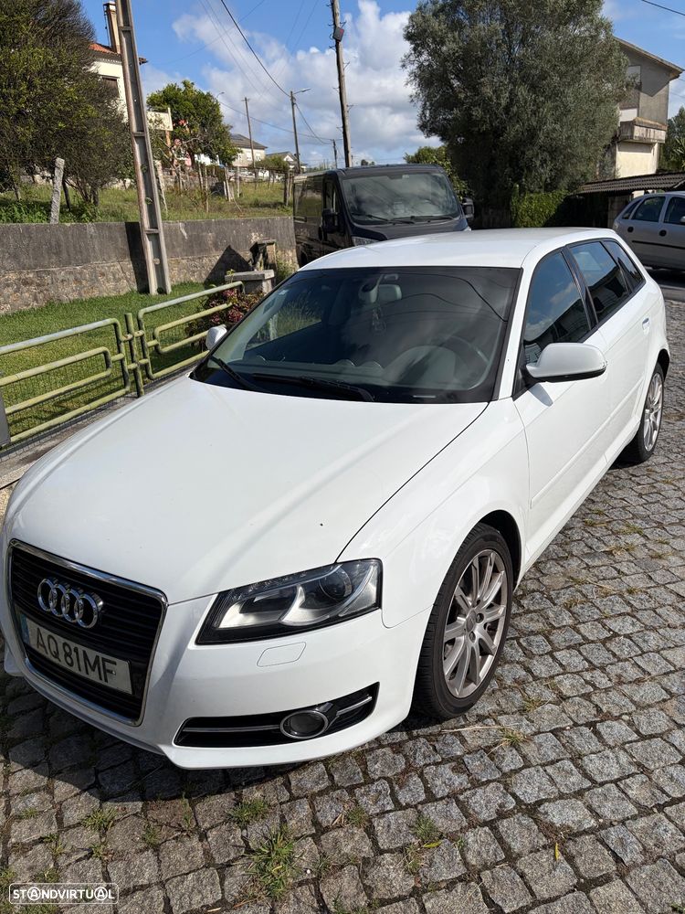 Audi A3 Sportback - 1