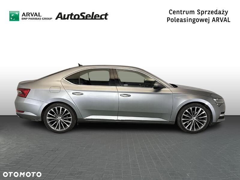 Skoda Superb 2.0 TSI L&K DSG - 7