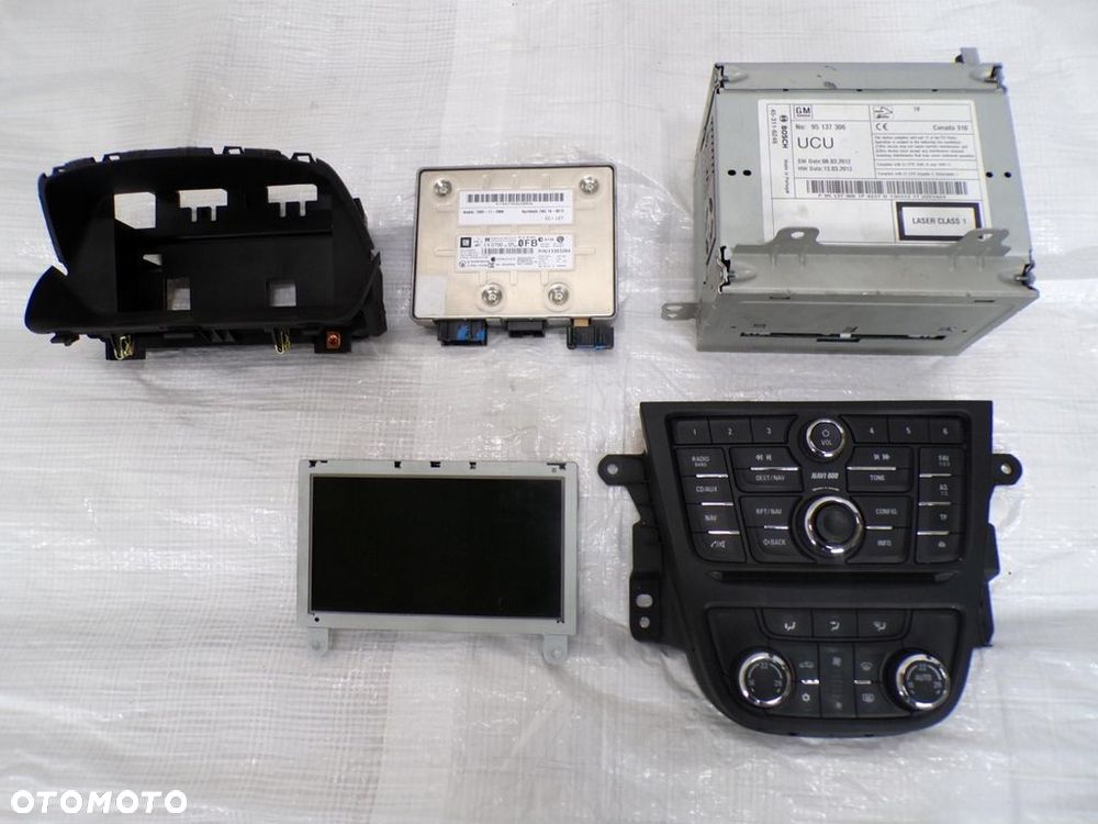 OPEL MOKKA A RADIO CD NAWIGACJA 95137306 U WYŚWIETLACZ 95247249 - 2
