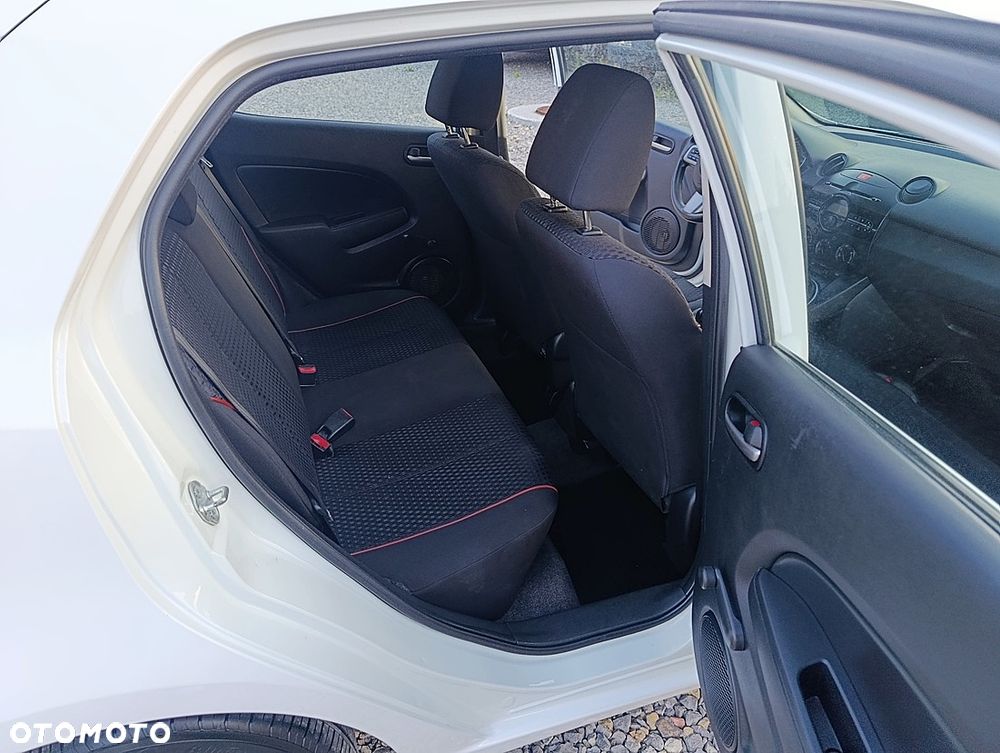 Mazda 2 1.3 Exclusive - 14