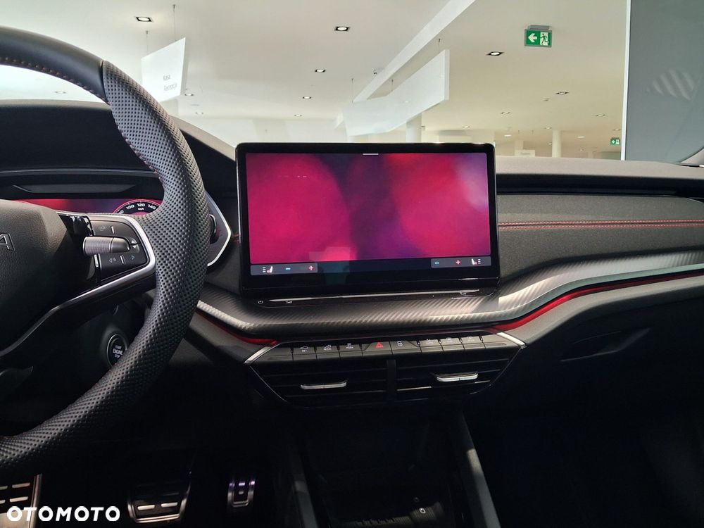 Skoda Octavia 2.0 TSI RS DSG - 24