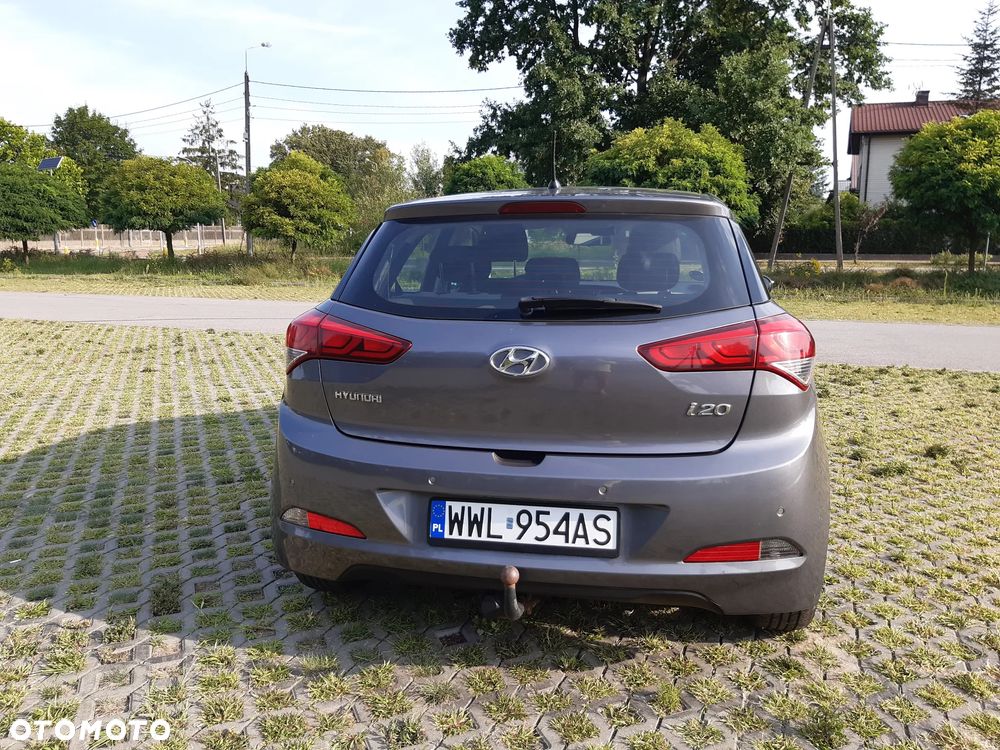 Hyundai i20 1.2 Passion Plus - 13