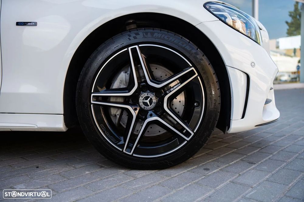 Mercedes-Benz C 300 de AMG Line - 34