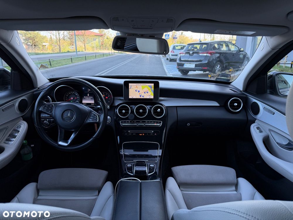 Mercedes-Benz Klasa C 200 7G-TRONIC - 11