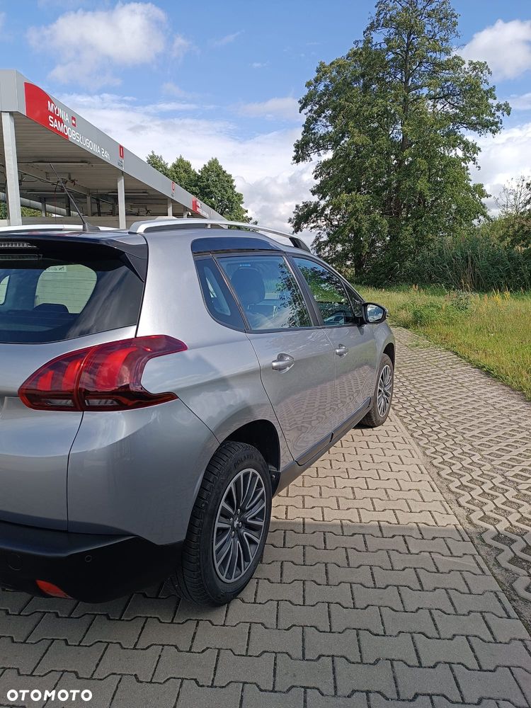Peugeot 2008 1.2 Pure Tech GPF Active - 4
