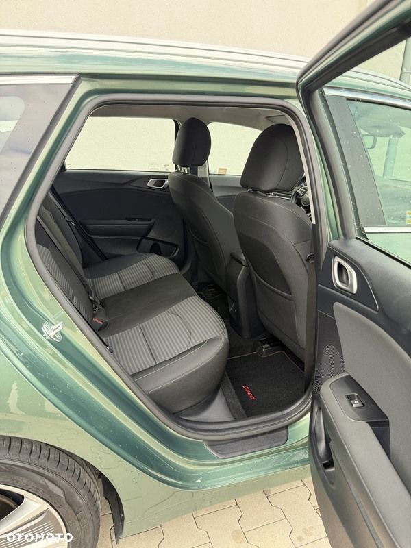 Kia Ceed 1.5 T-GDI M DCT - 30