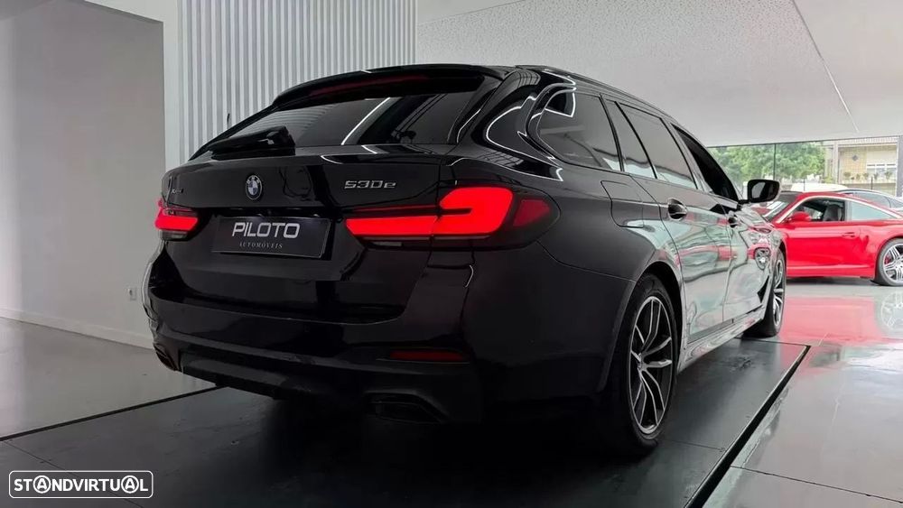 BMW 530 e Pack Desportivo M - 10
