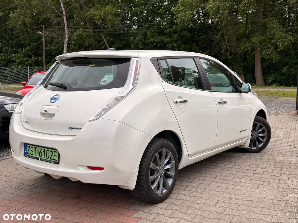 Nissan Leaf 30 kWh (mit Batterie) Tekna - 3