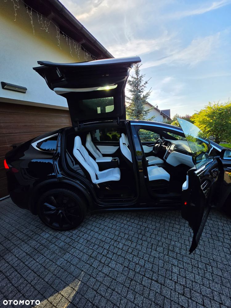 Tesla Model X Long Range Plus - 7