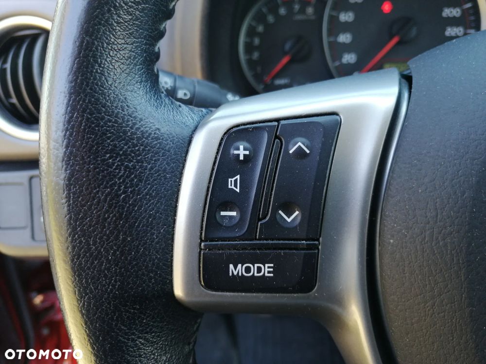 Toyota Yaris 1.33 Premium - 15
