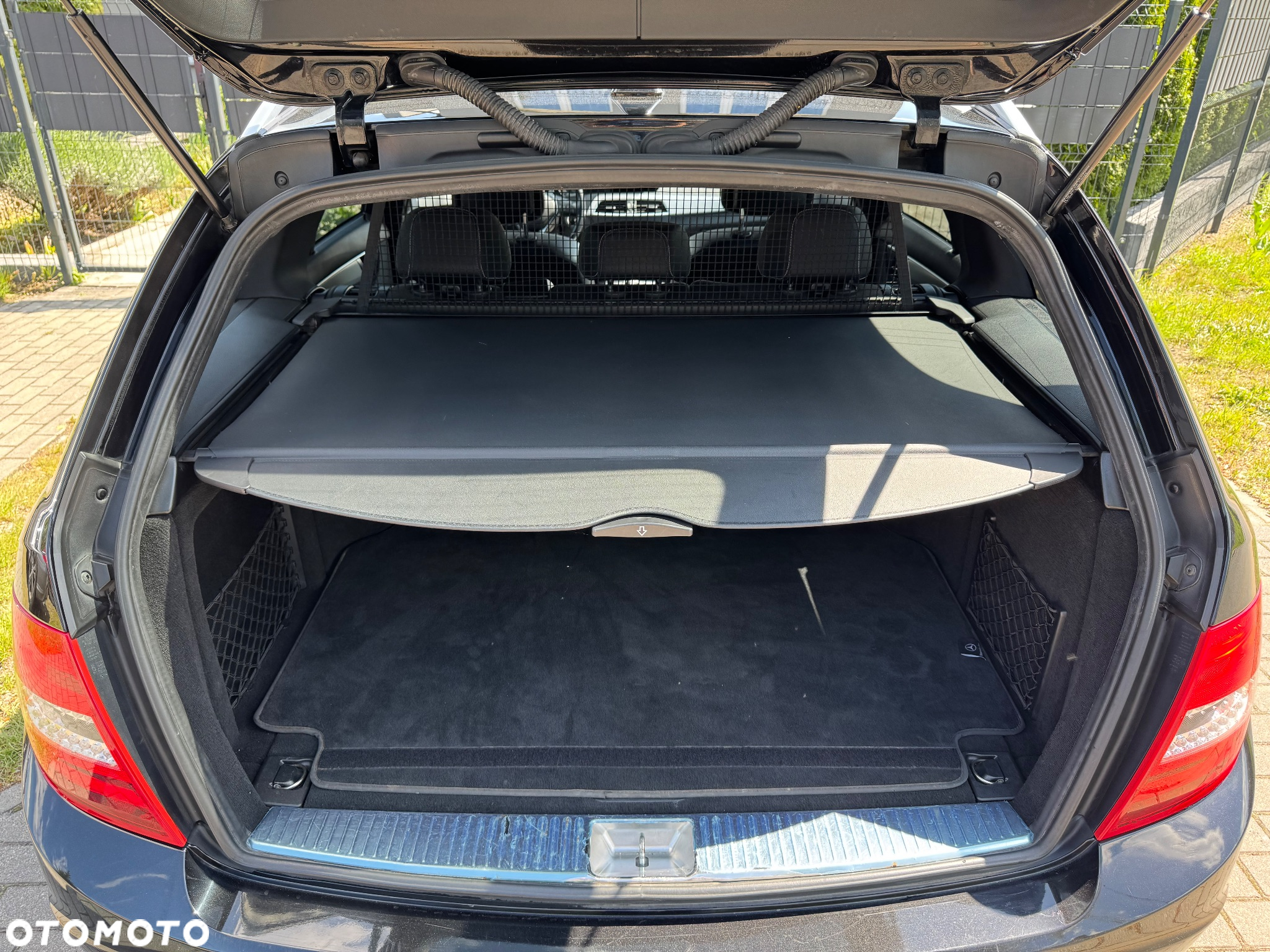 Mercedes-Benz Klasa C 220 d 4Matic T 7G-TRONIC AMG Line - 18
