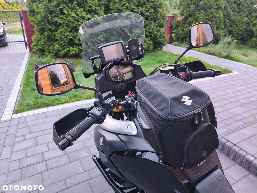 Suzuki V-STROM - 21