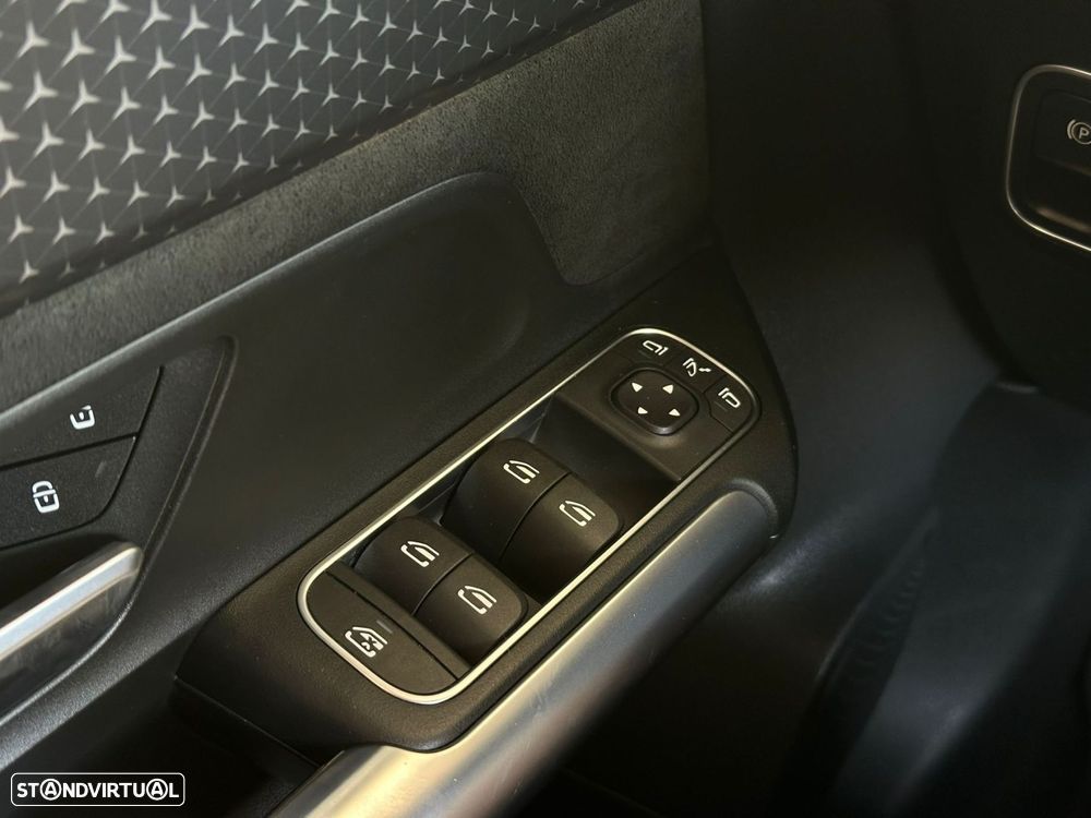 Mercedes-Benz EQA 250+ AMG Line - 16