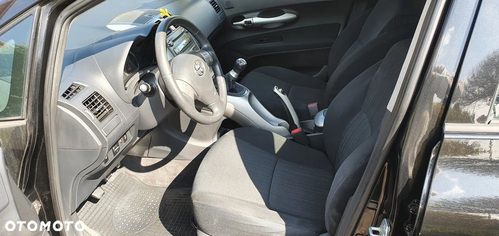 Toyota Auris 1.6 VVT-i Premium - 9