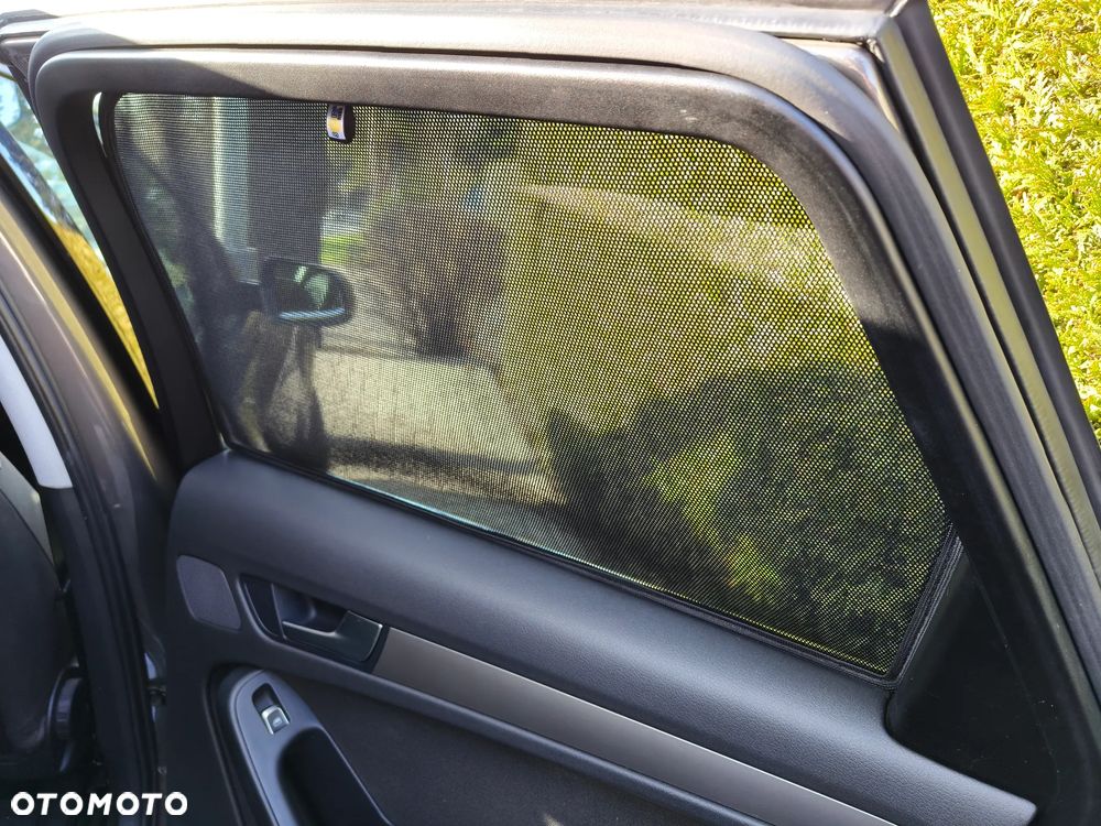 Audi A4 Avant 2.0 TDI ultra DPF Ambiente - 22