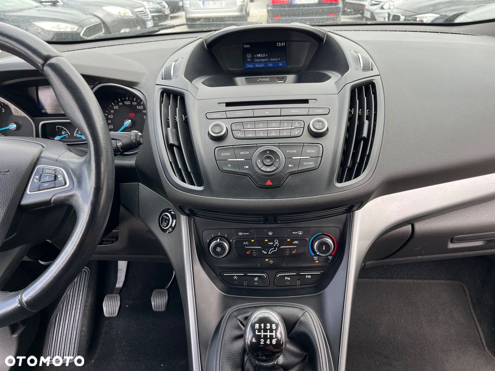 Ford Kuga 1.5 EcoBoost 2x4 SYNC - 9