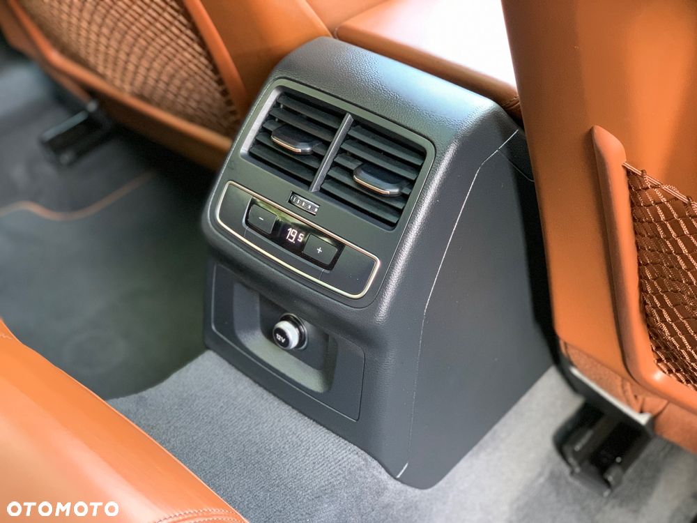 Audi A4 Allroad quattro 3.0 TDI S tronic - 25