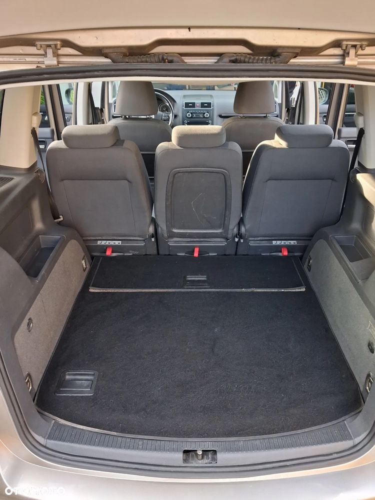 Volkswagen Touran 2.0 TDI DPF Life - 7