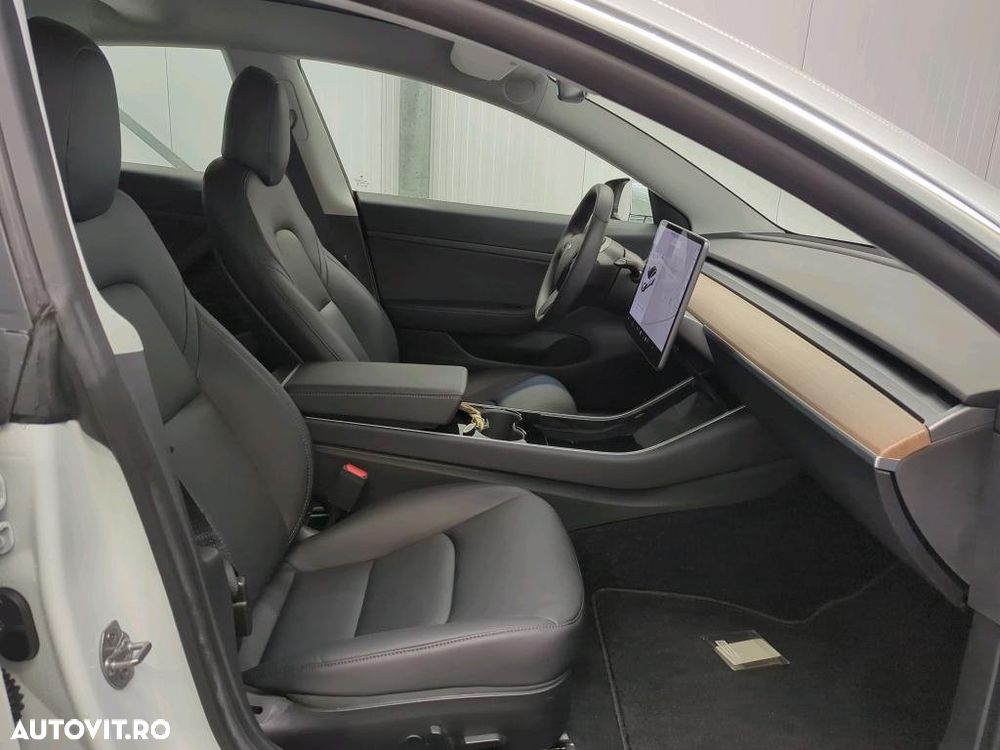 Tesla Model 3 Standard Reichweite Plus Hinterradantrieb - 7