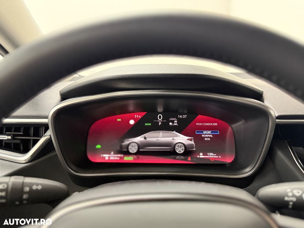 Toyota Corolla 1.8 HEV Dynamic - 17