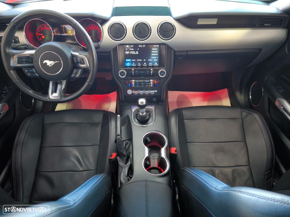 Ford Mustang 2.3i EcoBoost - 11