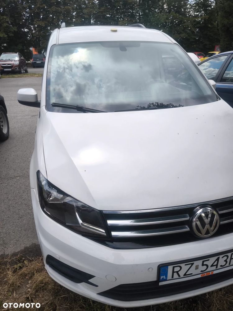 Volkswagen Caddy 2.0 TDI Comfortline - 2