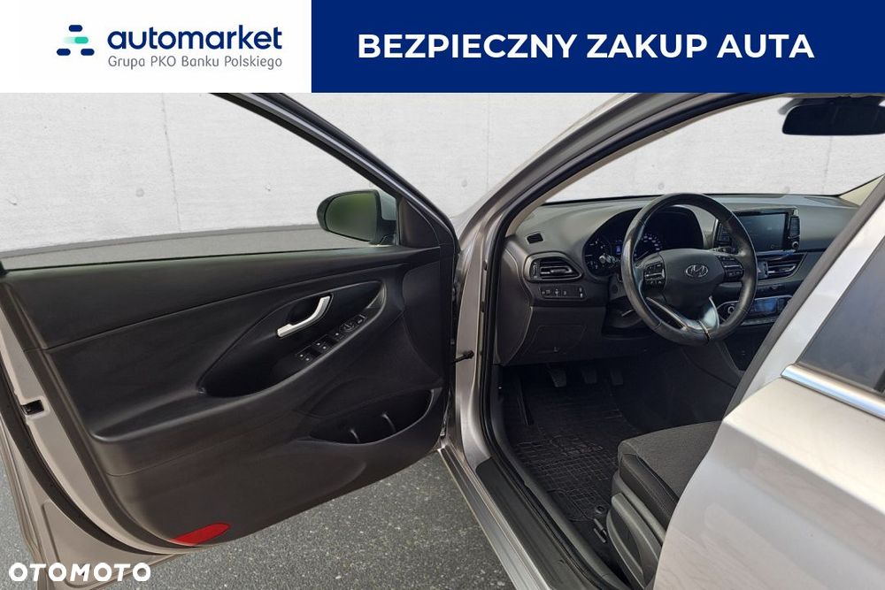 Hyundai i30 1.5 DPI Smart - 10