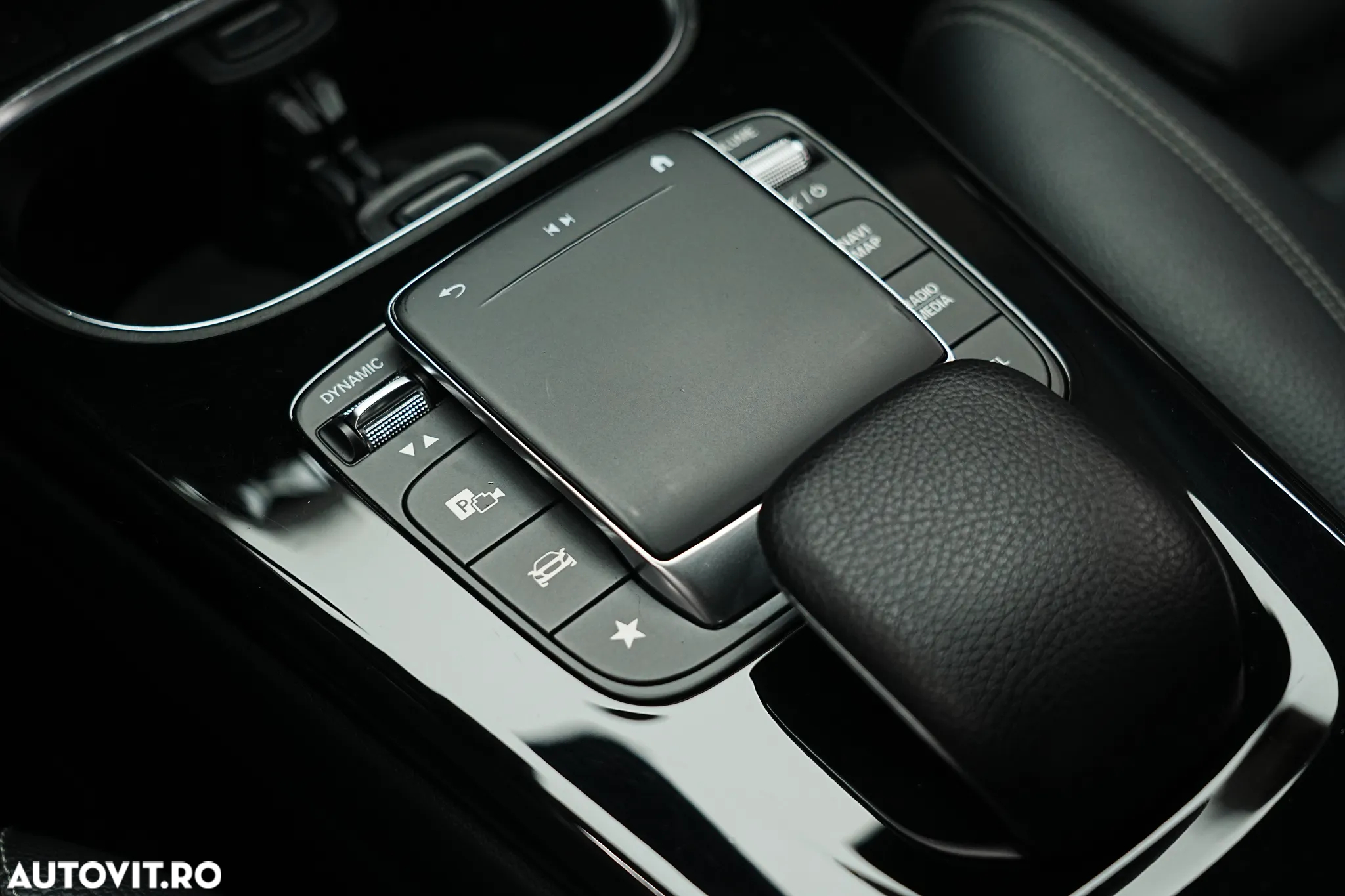 Mercedes-Benz A 180 d 7G-DCT AMG Line - 36
