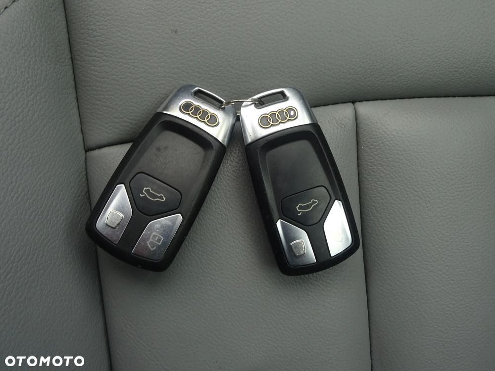 Audi A4 Avant 2.0 TDI - 34