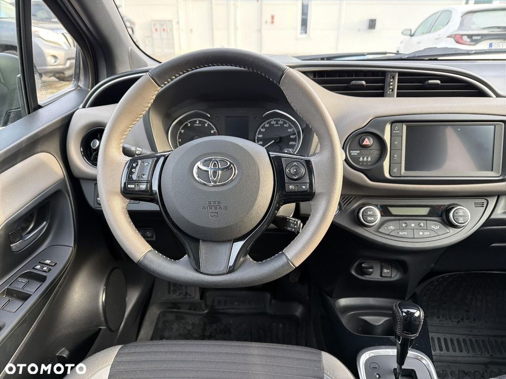 Toyota Yaris - 11