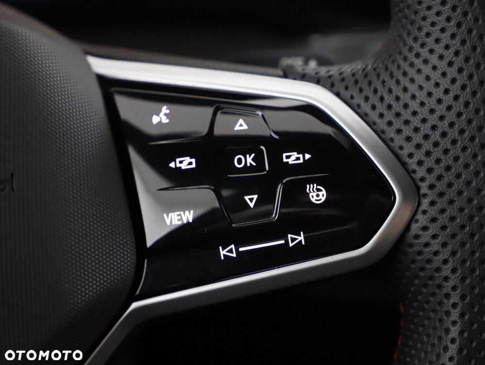 Volkswagen Golf - 16