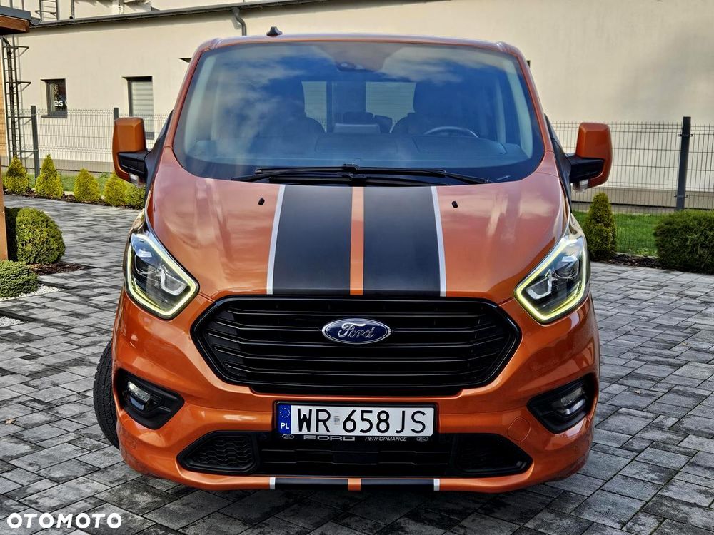 Ford Tourneo Custom