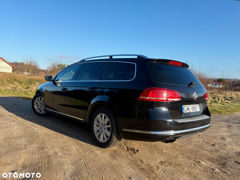 Volkswagen Passat 2.0 TDI Comfortline DSG - 2