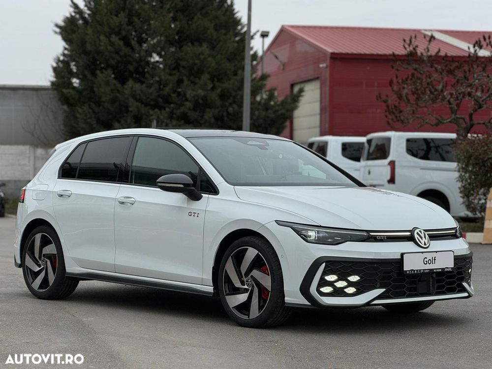 Volkswagen Golf GTI - 8