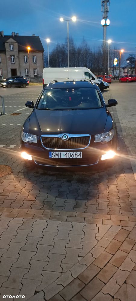 Skoda Superb 1.8 TSI Platinum DSG - 11