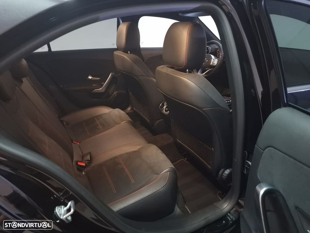 Mercedes-Benz A 250 - 27